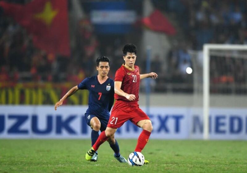 LB trong bóng đá là vị trí gì?